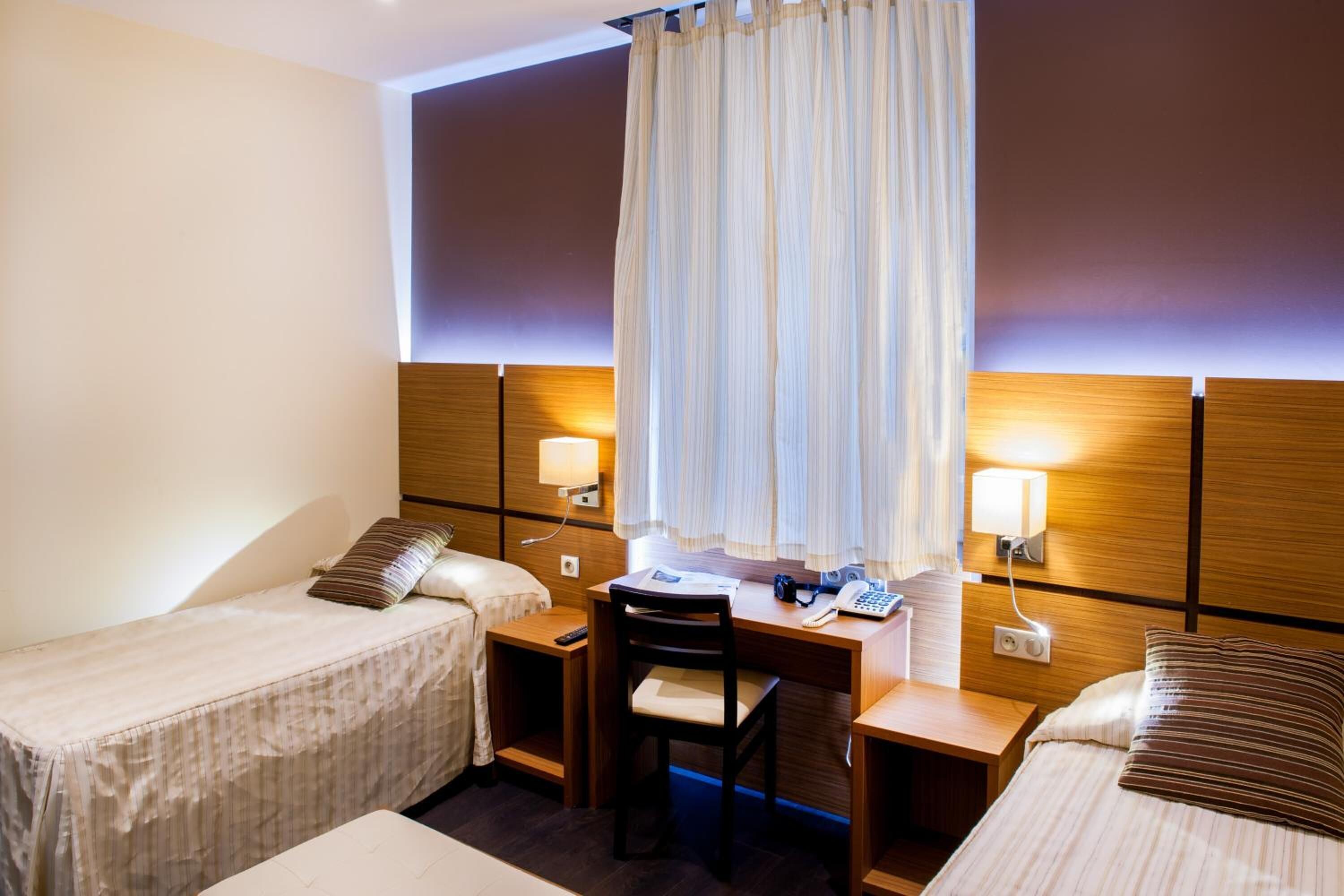 premium bedding, in-room safe, desk, soundproofing