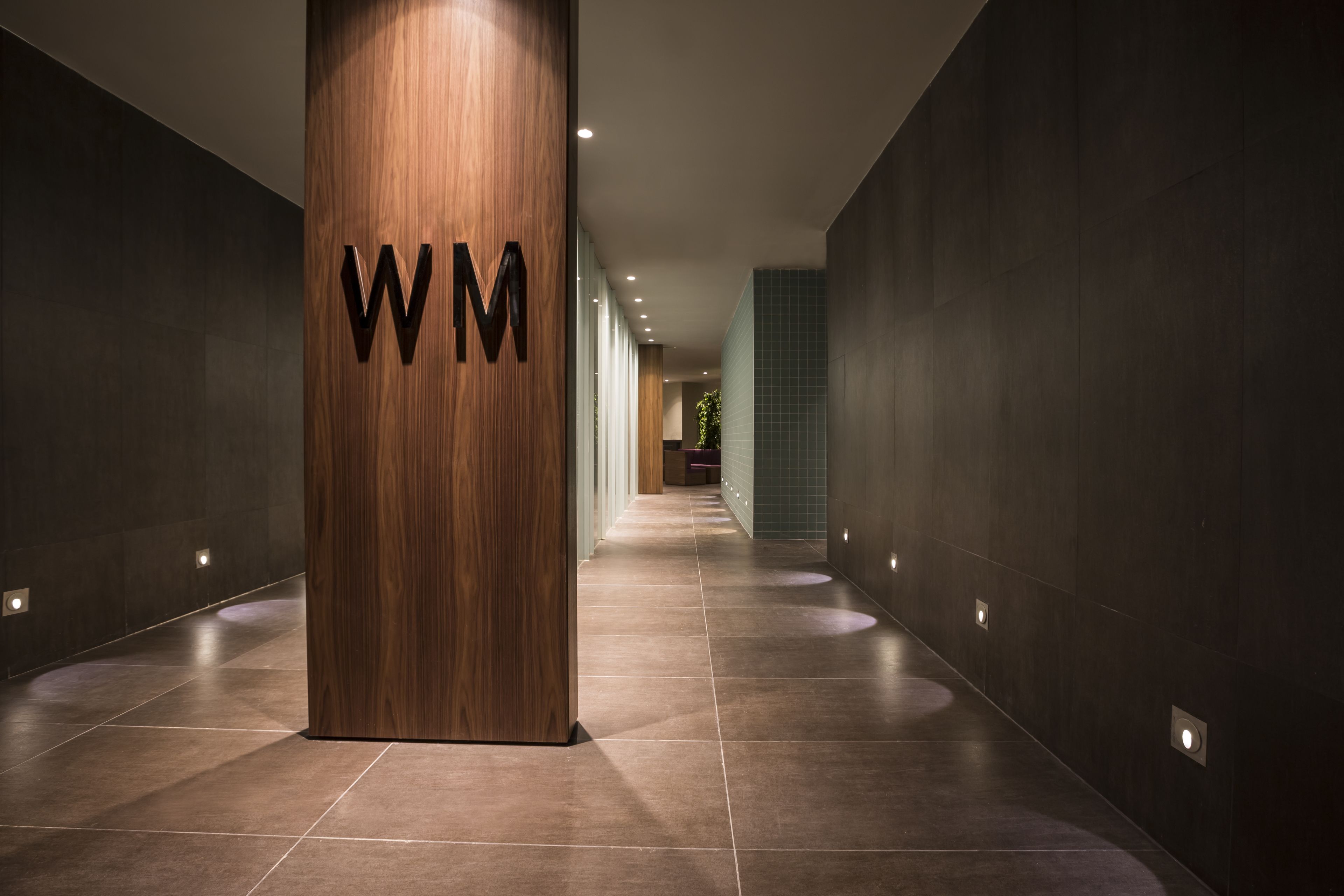 sauna, steam room, turkish bath/hammam, body treatments, facials