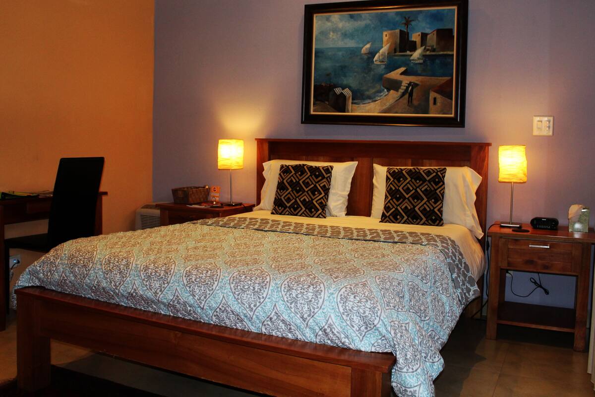 Habitación, 1 cama de matrimonio, vistas a la montaña (Caldera) | Colchones viscoelásticos, caja fuerte, escritorio
