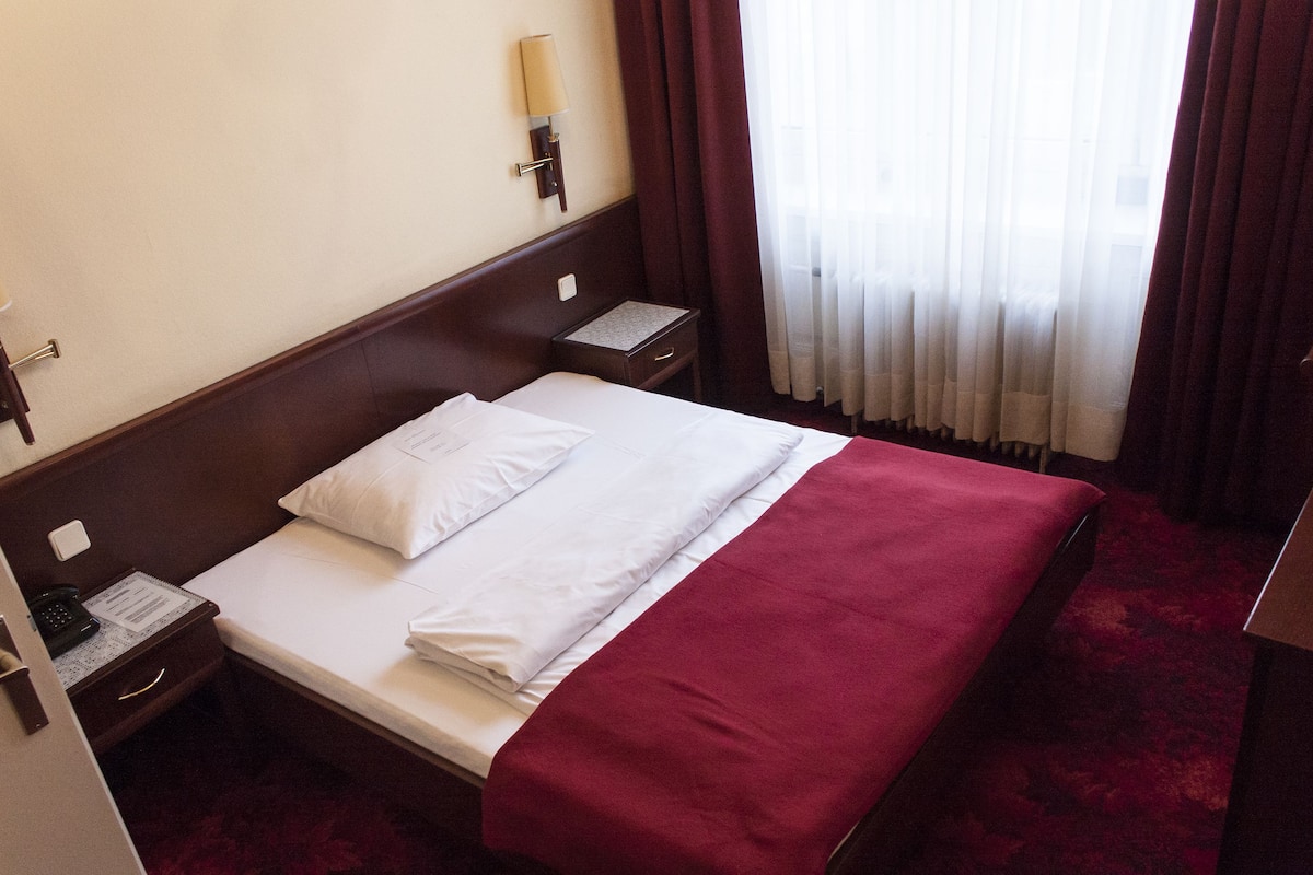 Comfort Single Room