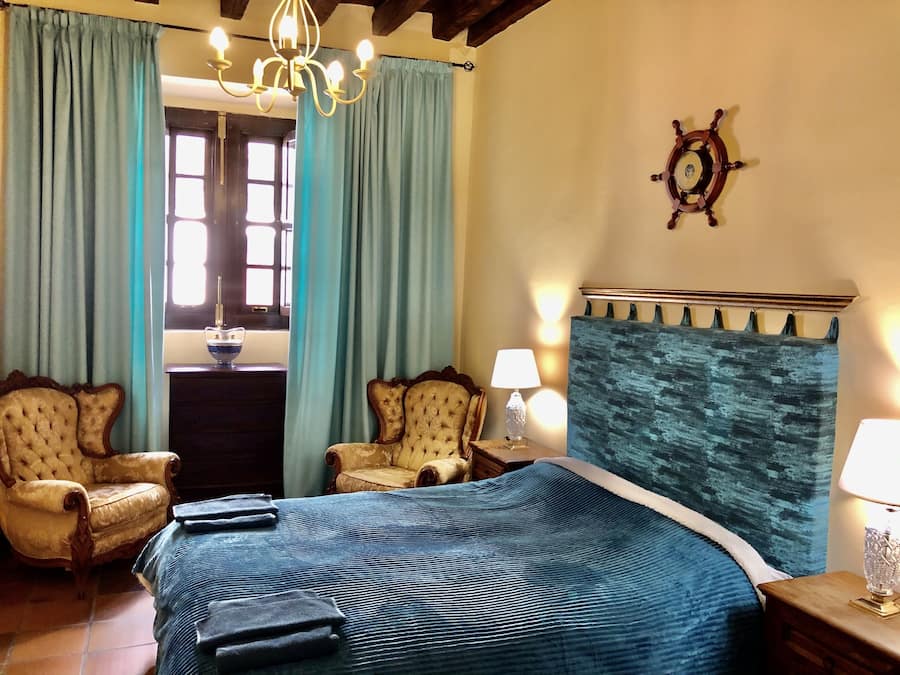Signature studio suite | Luxe beddengoed, een minibar, een strijkplank/strijkijzer, gratis wifi