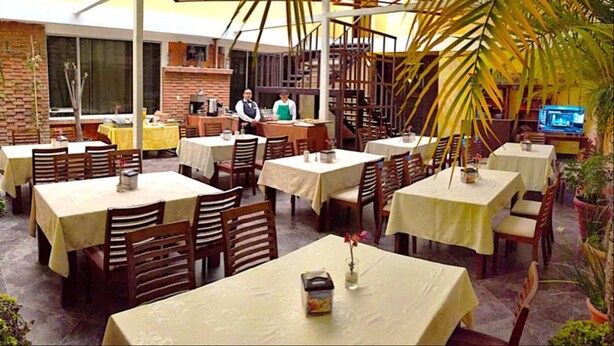 Restaurant - Days Inn Hotel Zona Viva Guatemala City (Guatemala City)