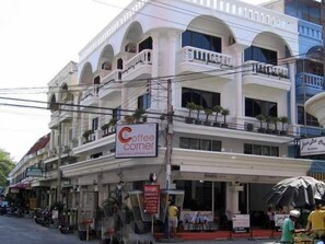 Exterior - Baan Dok Mai (Pattaya)