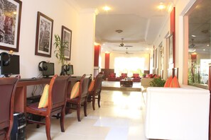 Business center - Mekong Angkor Deluxe Hotel (Siem Reap)