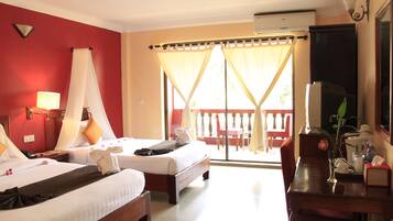 Superior Twin Room, 2 Twin Beds, City View | In-room safe, individually decorated, desk, soundproofing