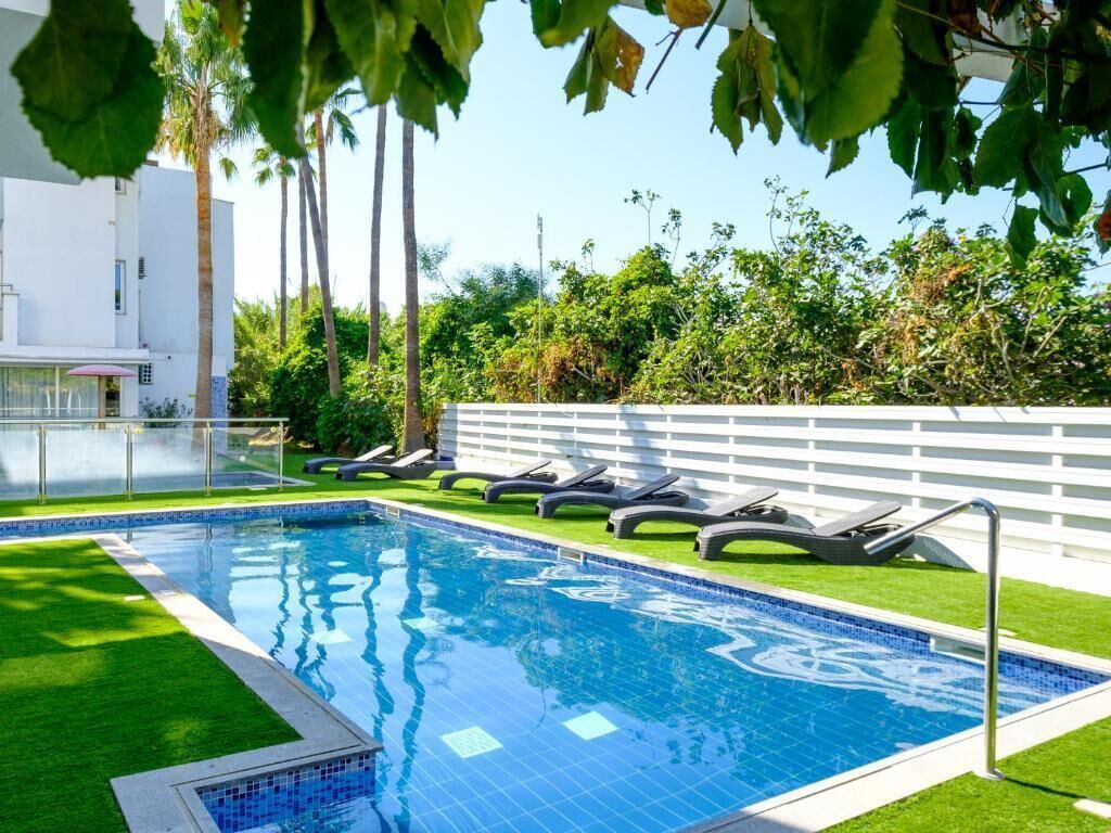 Pool | Outdoor pool