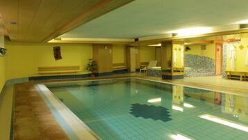 Piscine couverte