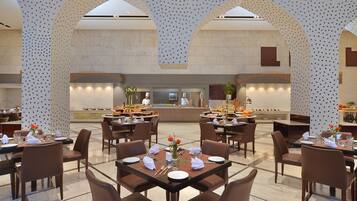Daily buffet breakfast for a fee