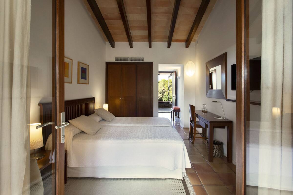 Double Room, Terrace | Peti besi dalam bilik, Wi-fi percuma, cadar katil