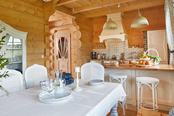 Design Chalet | Private kitchen | Fridge, microwave, oven, stovetop