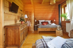Chalet Familial, 6 chambres, non-fumeurs, vue montagne (Highland Style - 200887231) | 5 chambres, draps en coton égyptien, literie de qualité supérieure