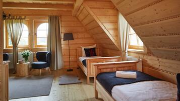 Maison Deluxe, 6 chambres, non-fumeurs, vue montagne | 5 chambres, draps en coton égyptien, literie de qualité supérieure