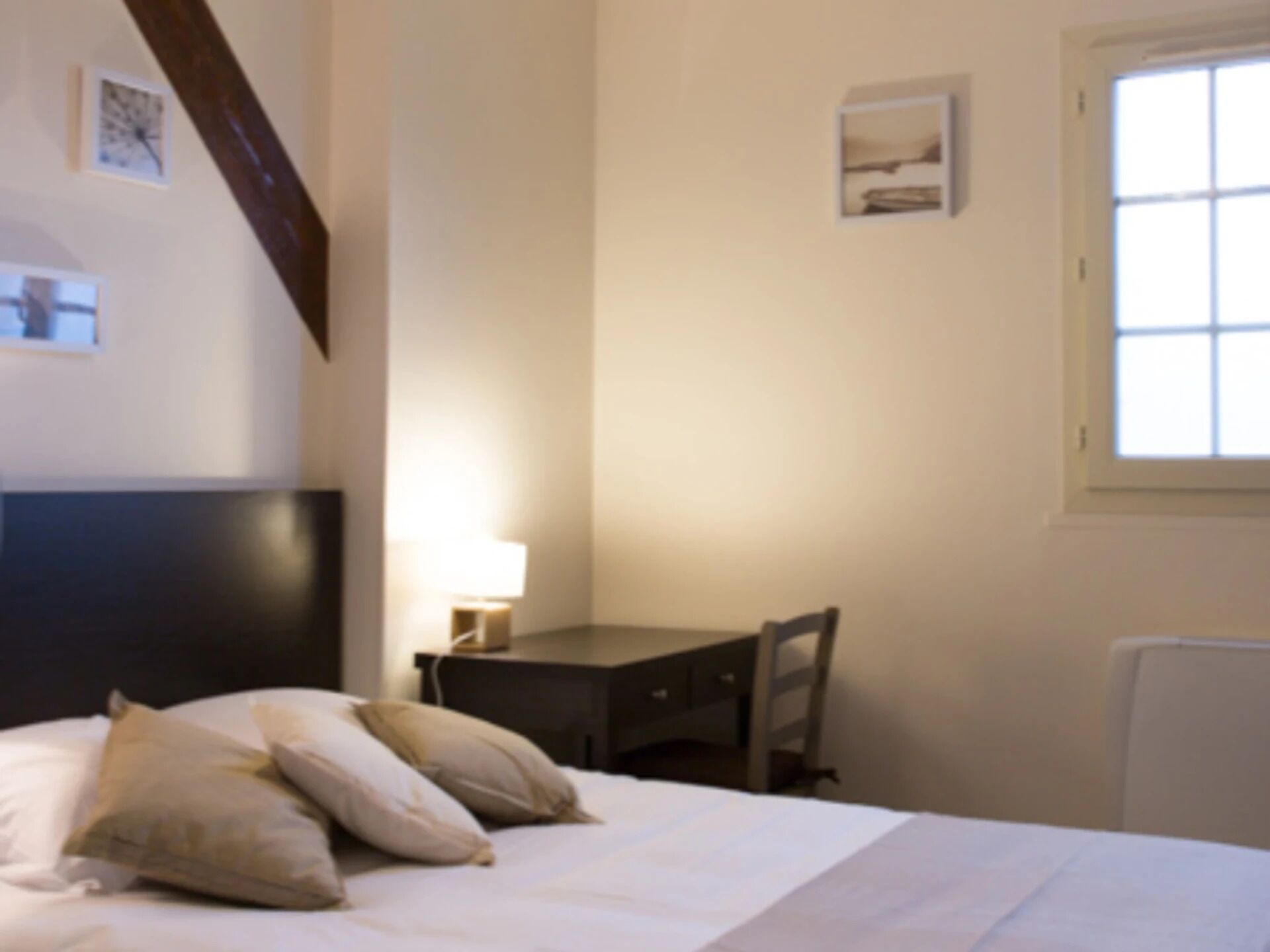 Classic-Doppelzimmer, Stadtblick | Bügeleisen/Bügelbrett, kostenloses WLAN