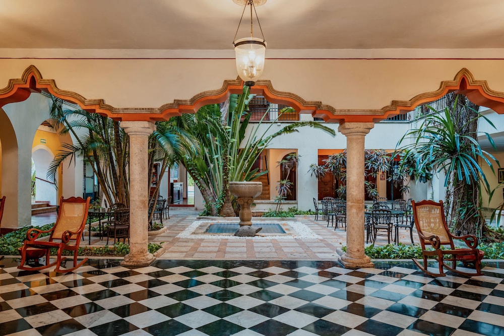 Hotel Casa del Balam by null