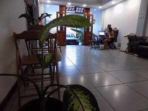 Pintu masuk interior