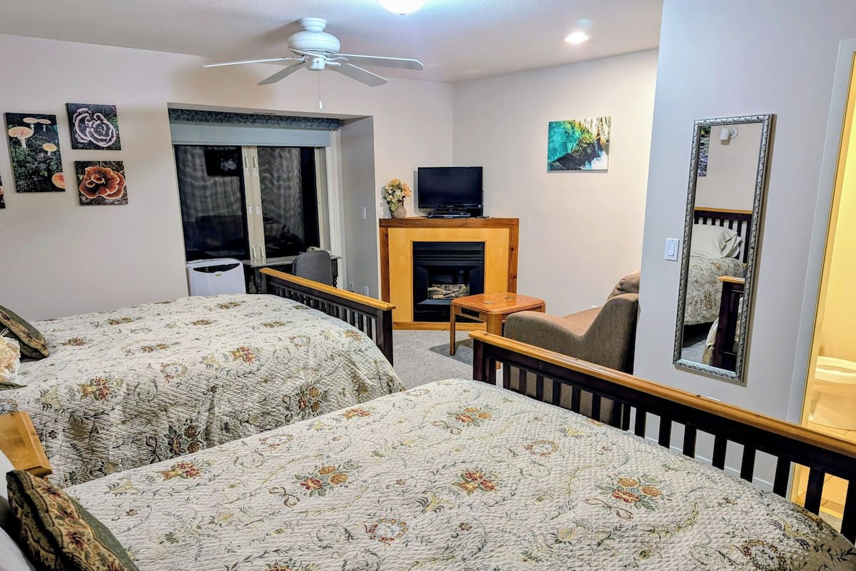 Superior Quadruple Room | Premium bedding, down duvets, pillow-top beds, individually decorated