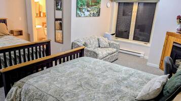 Superior Quadruple Room | Premium bedding, down comforters, pillowtop beds, individually decorated