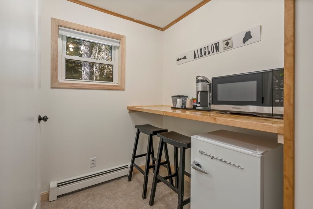 Signature Studio Suite | Living area