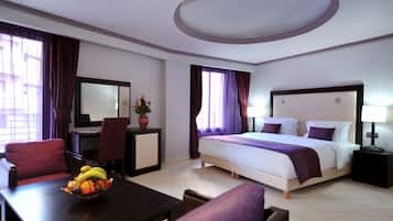 In-room safe, desk, laptop workspace, blackout drapes