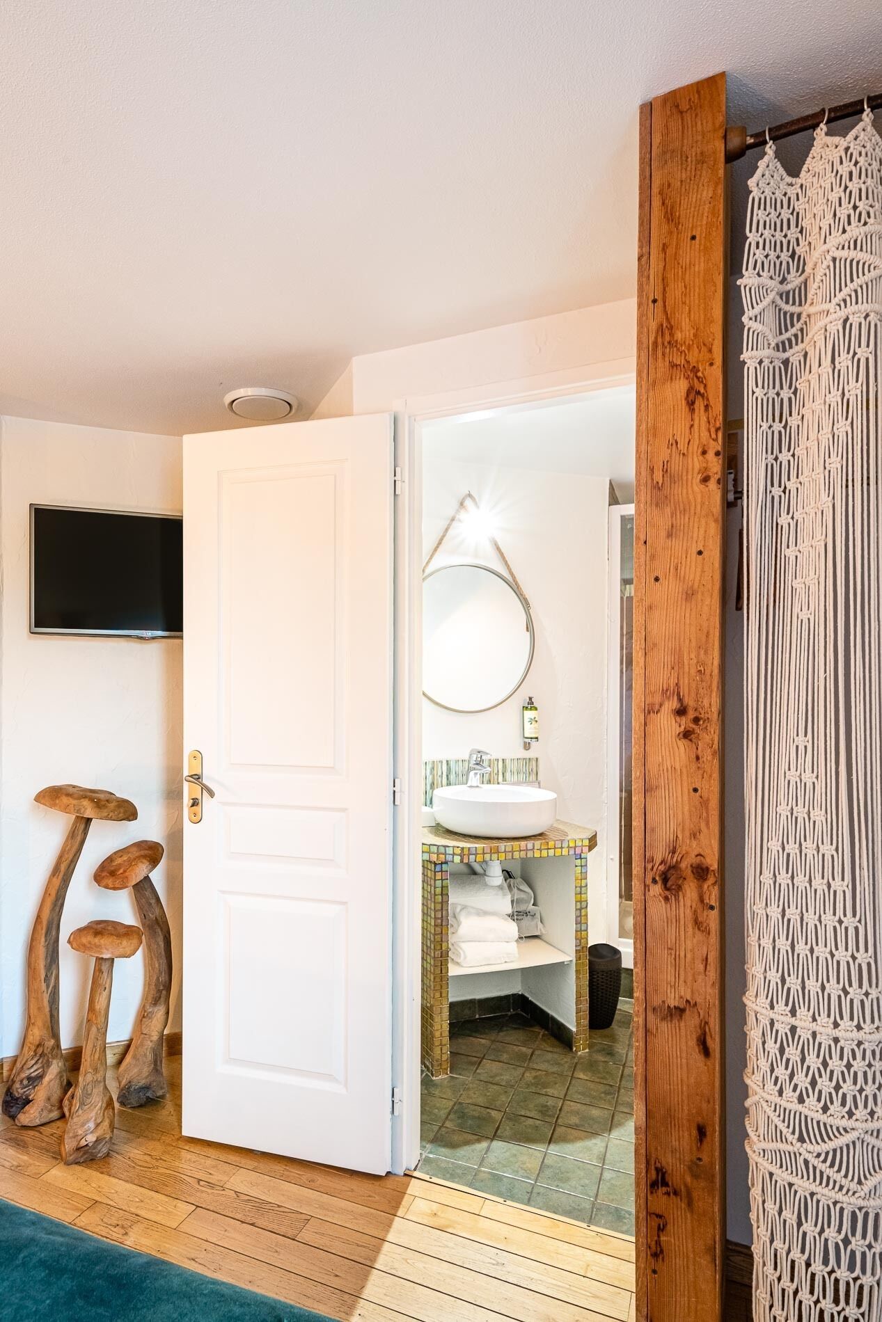 double room, private bathroom | bathroom