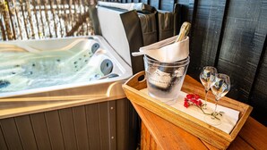 室外 Spa 池