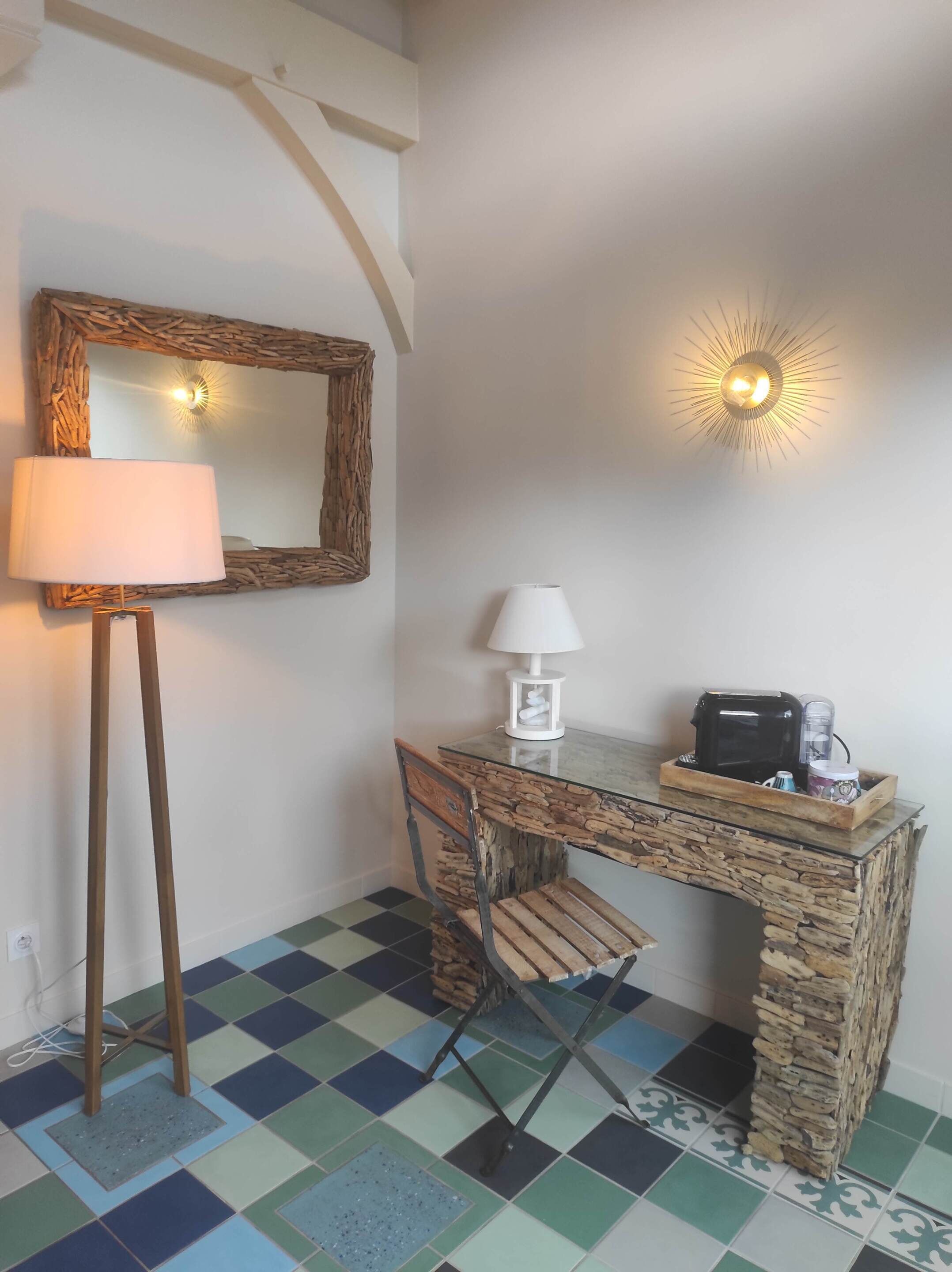 suite, private bathroom