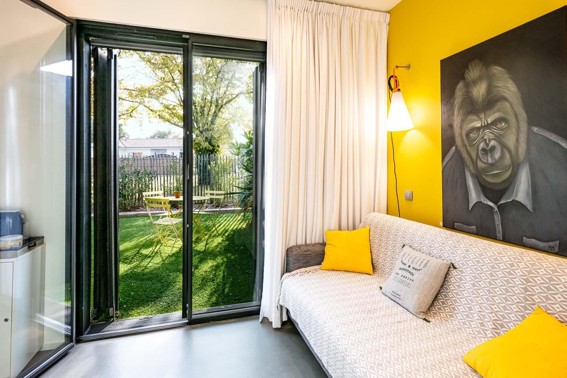 suite, private bathroom