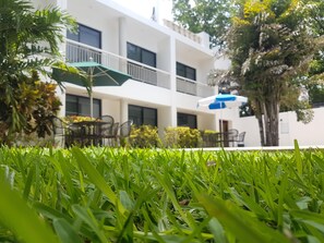 Televisión LCD 32 pulgadas con canales de televisión por cable