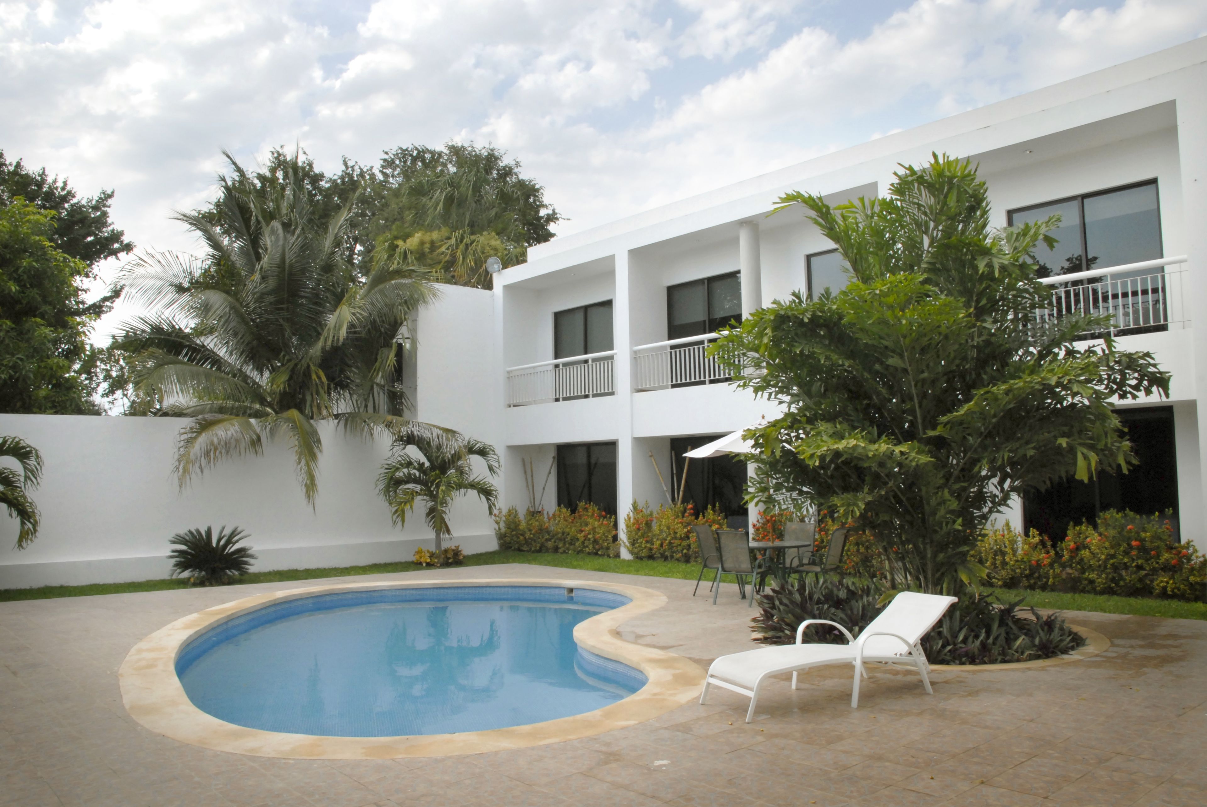 outdoor pool, pool loungers