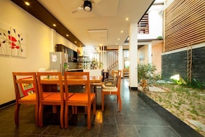 In-room dining - Hijal house (Hoi An)