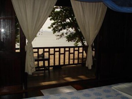 Joy Bungalow - view 2