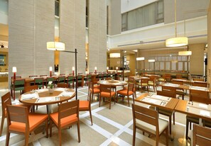 Daily buffet breakfast (TWD 495 per person) - Chihpen Century Hotel (Taimali)