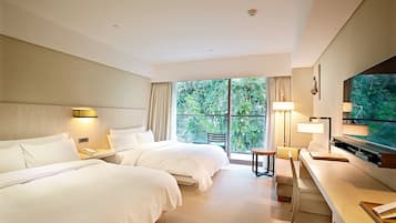 Deluxe Quadruple Room, 2 Double Beds | 1 bedroom, desk, blackout drapes, iron/ironing board