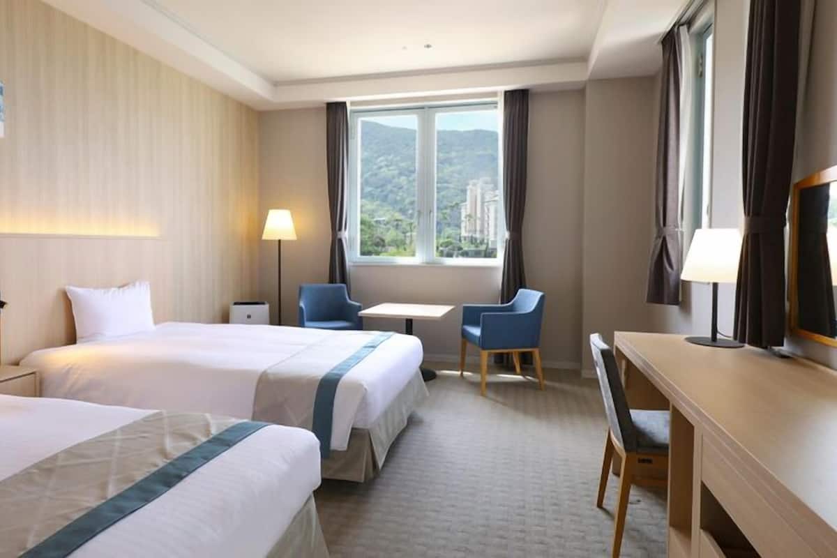 Minibar, blackout curtains, free WiFi, bed sheets