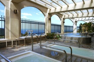 Bañera de hidromasaje interior