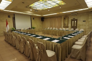 Meeting facility - Hotel Indah Palace Solo (Surakarta)