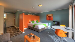 Studio, 1 King-Bett, Balkon