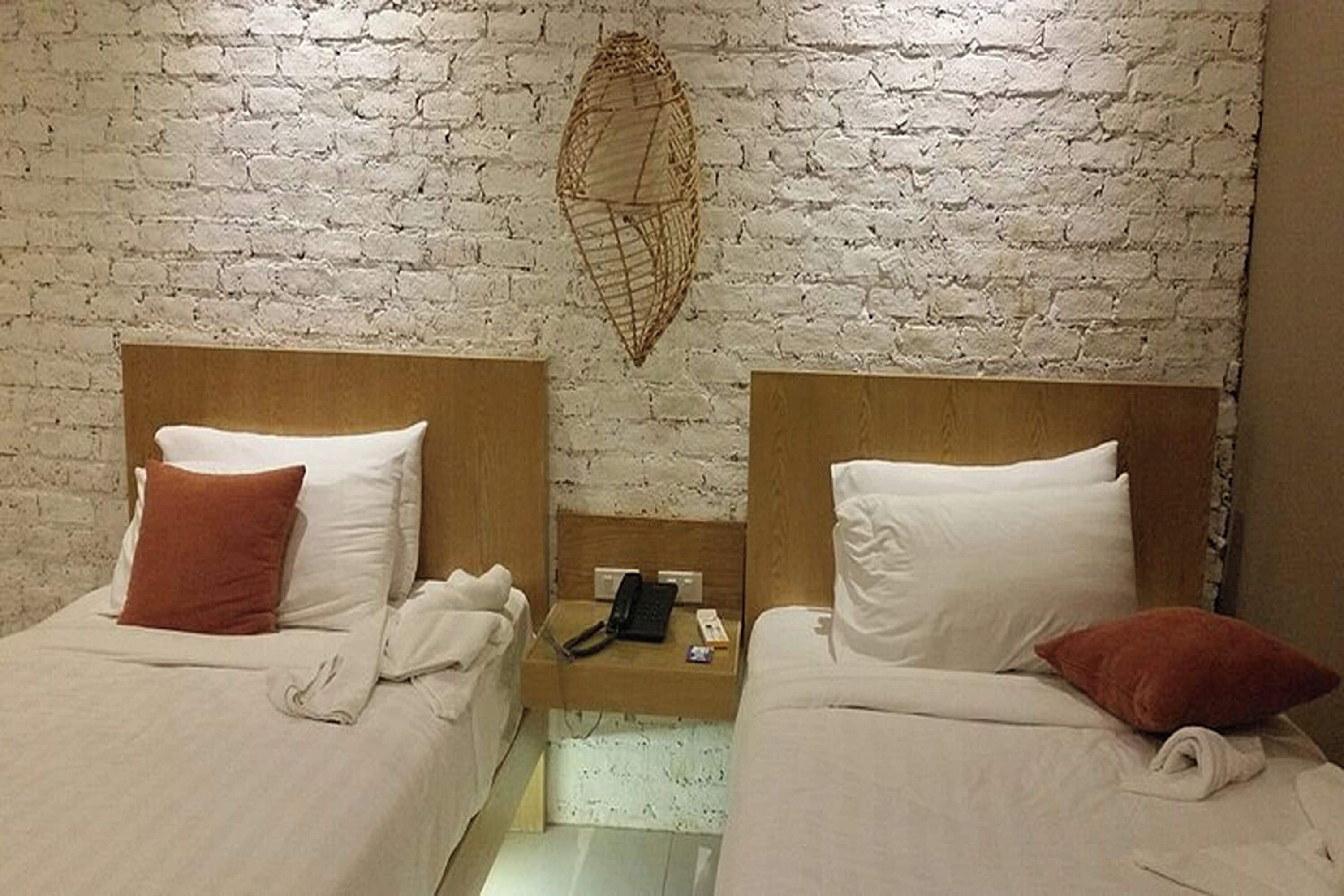 superior twin room | 1 bedroom, in-room safe, desk, blackout curtains