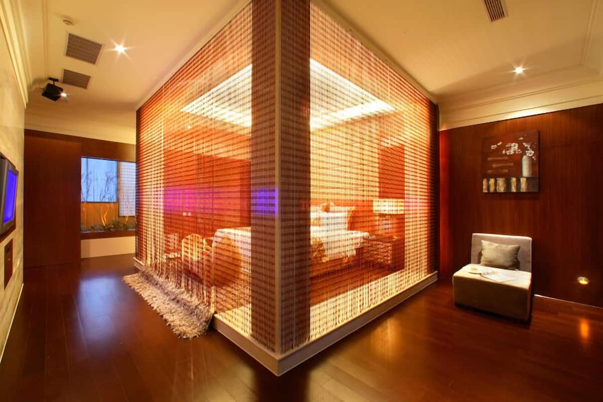 Minibar, in-room safe, desk, soundproofing