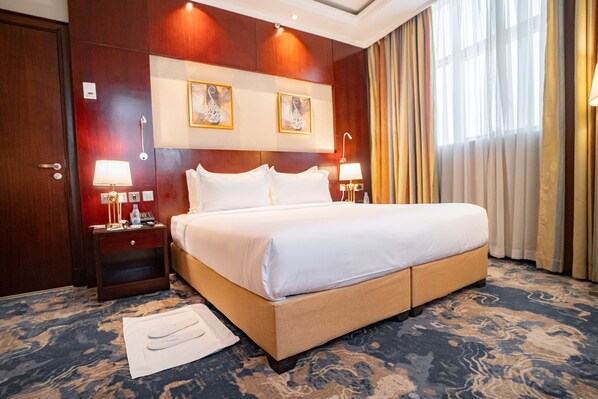 In-room safe, desk, soundproofing, iron/ironing board