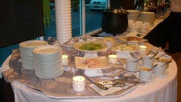 Local and international cuisine