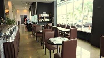 Local and international cuisine