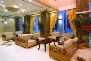 ロビーラウンジ