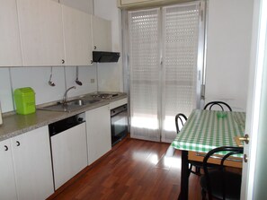 Superior Apartment | Private kitchen - Residence Pola (Milan)