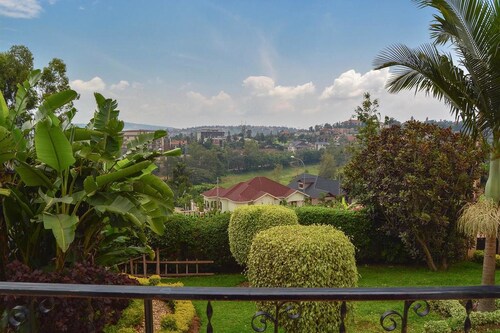 Golf Hills Residence Hotel