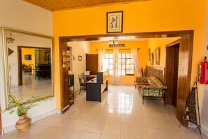 内部エントランス