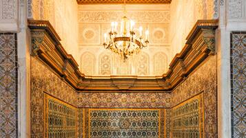 Traditional Room (Histroique) | Premium bedding, minibar, in-room safe, desk