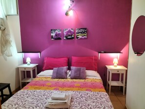 Literie de qualité supérieure, bureau, chambres insonorisées