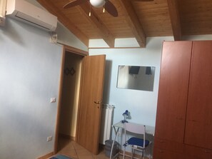 Literie de qualité supérieure, bureau, chambres insonorisées