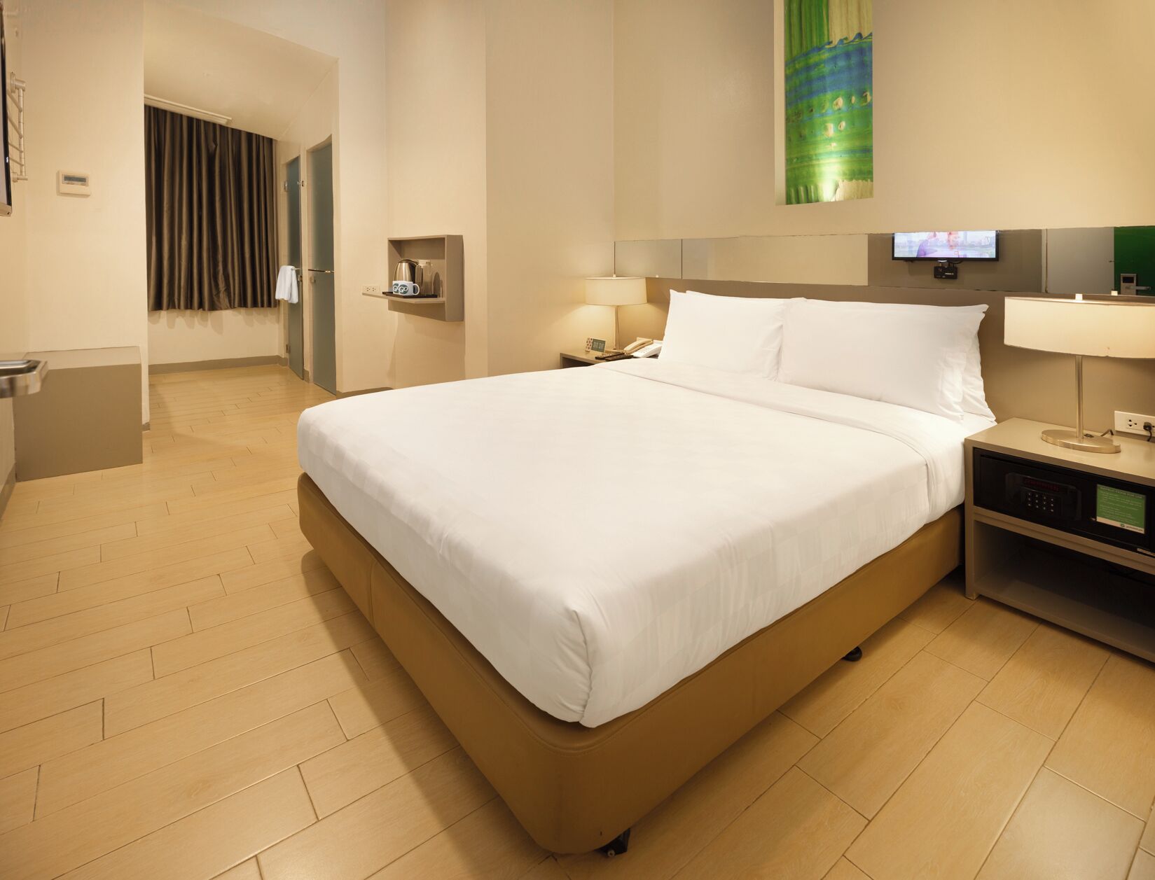In-room safe, desk, laptop workspace, iron/ironing board